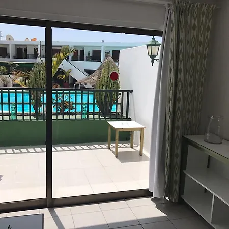 Greg's Paradise-la Florida Apartment *
